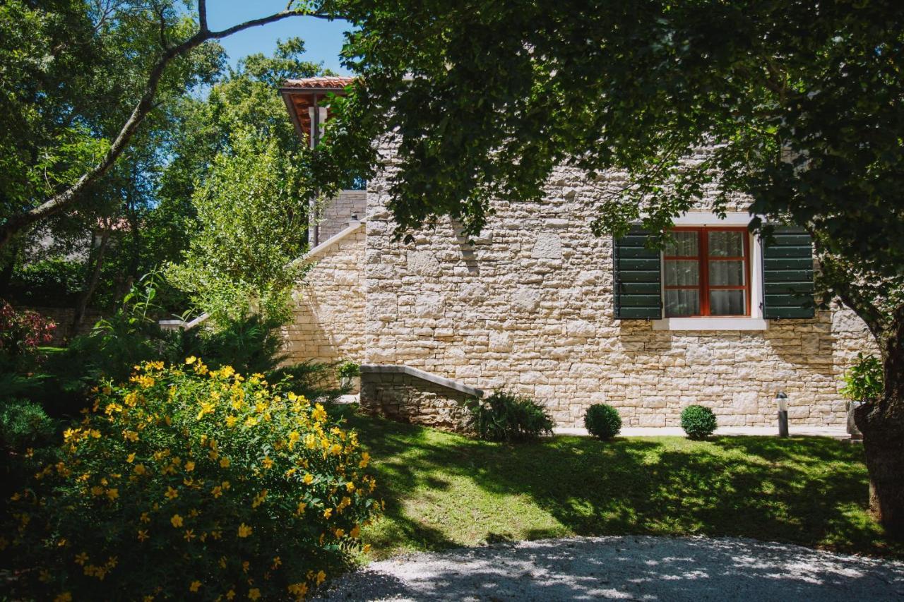 Villa Kringa Tinjan Extérieur photo